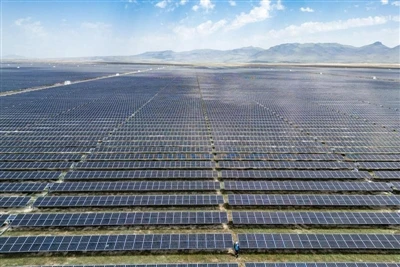 চীন নির্মাণ পঞ্চম ব্যুরো উজবেকিস্তানে 500MW জিজাক পিভি প্রকল্প সম্পন্ন করেছে